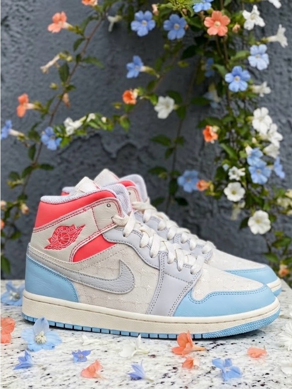Jordan 1 Mid Sail Blue Chill Hot Lava IM7420-133 Womens Size 7 Sneakers NIB